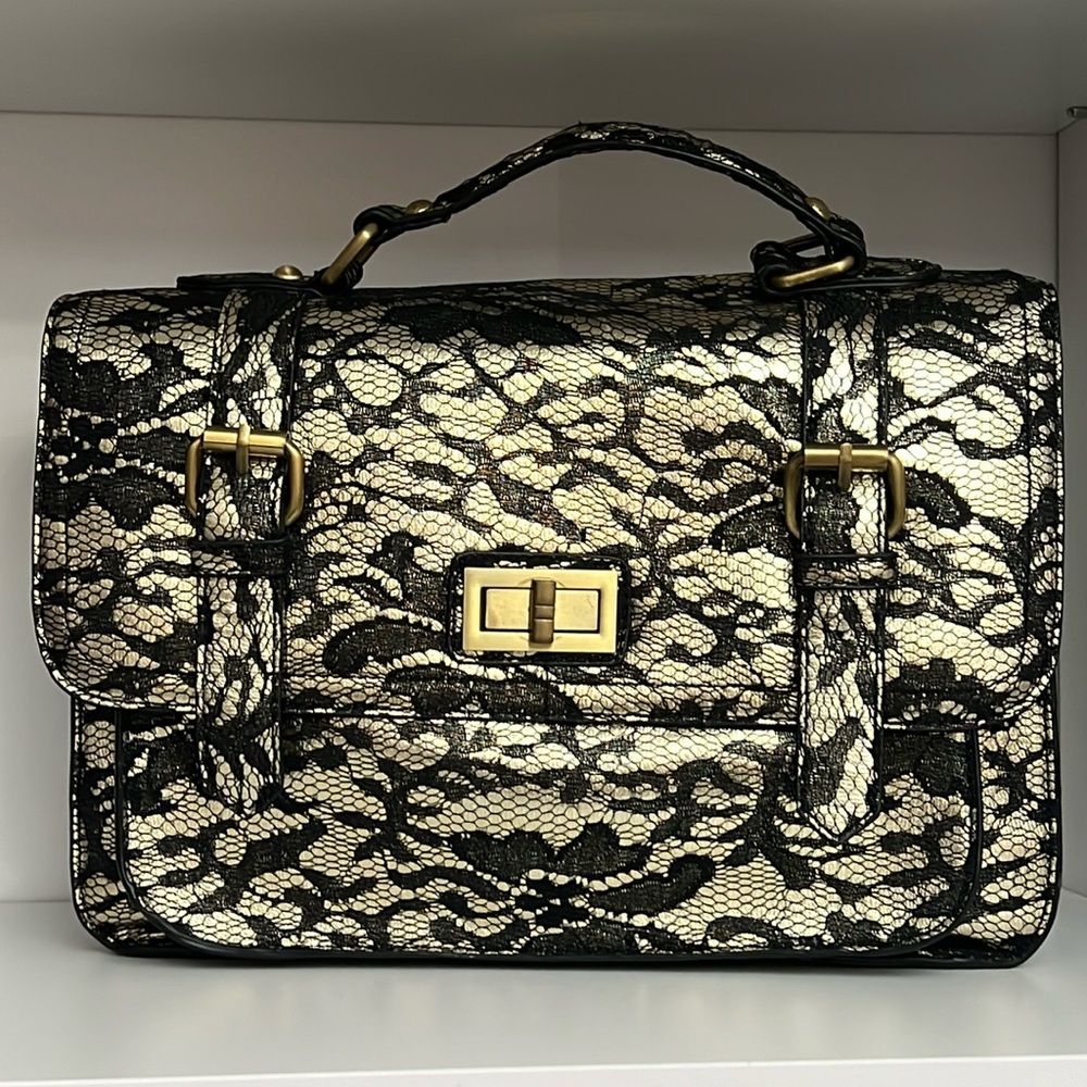 Beautiful Aldo Lace Bag with additional shoulder strap